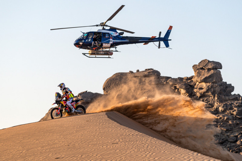 2021-Dakar-Rally-Stage-Two_0159