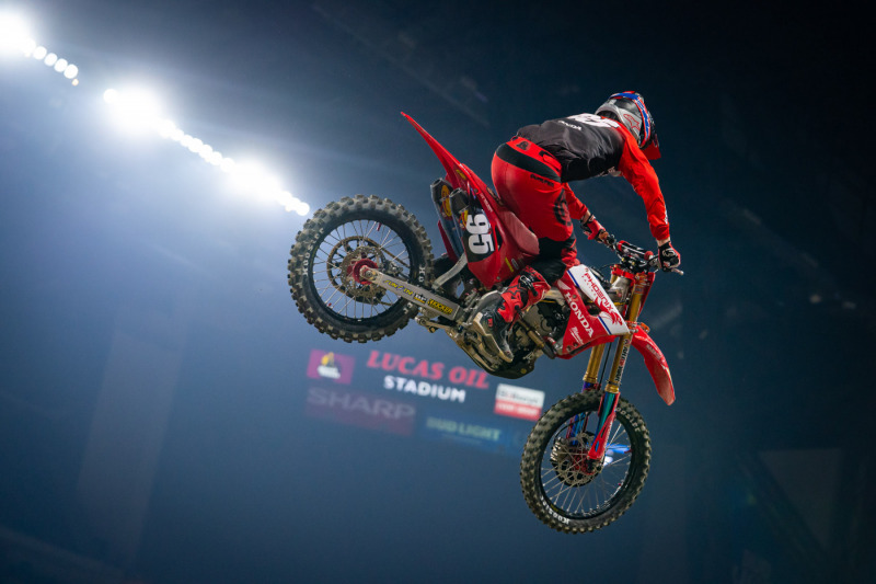 2021-INDIANAPOLIS-ONE-SUPERCROSS_250-Race-Report_1049