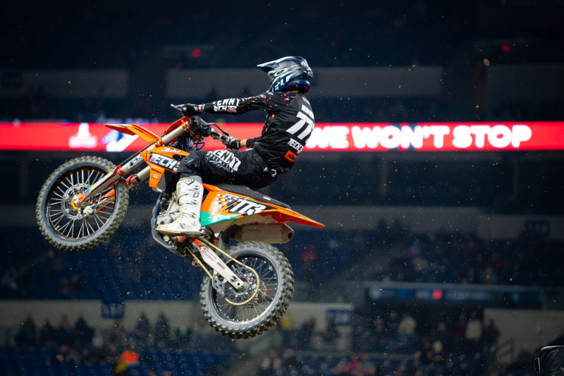2021-INDIANAPOLIS-ONE-SUPERCROSS_250-Race-Report_1079