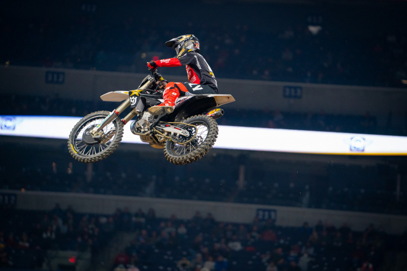 2021-INDIANAPOLIS-ONE-SUPERCROSS_450-Race-Report_1137