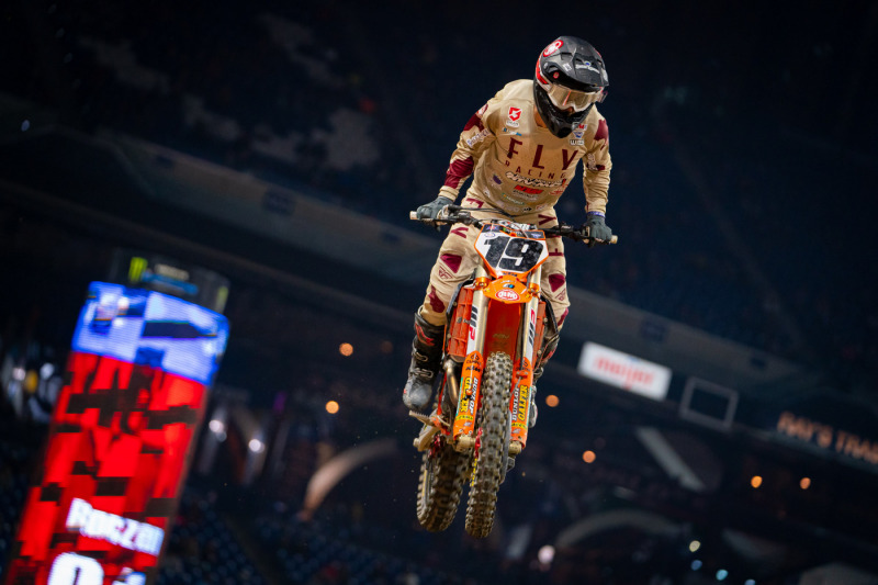 2021-INDIANAPOLIS-ONE-SUPERCROSS_450-Race-Report_1140