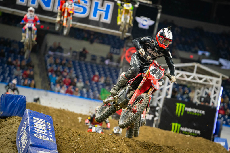 2021-INDIANAPOLIS-ONE-SUPERCROSS_450-Race-Report_1164