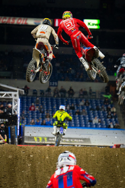 2021-INDIANAPOLIS-ONE-SUPERCROSS_450-Race-Report_1176