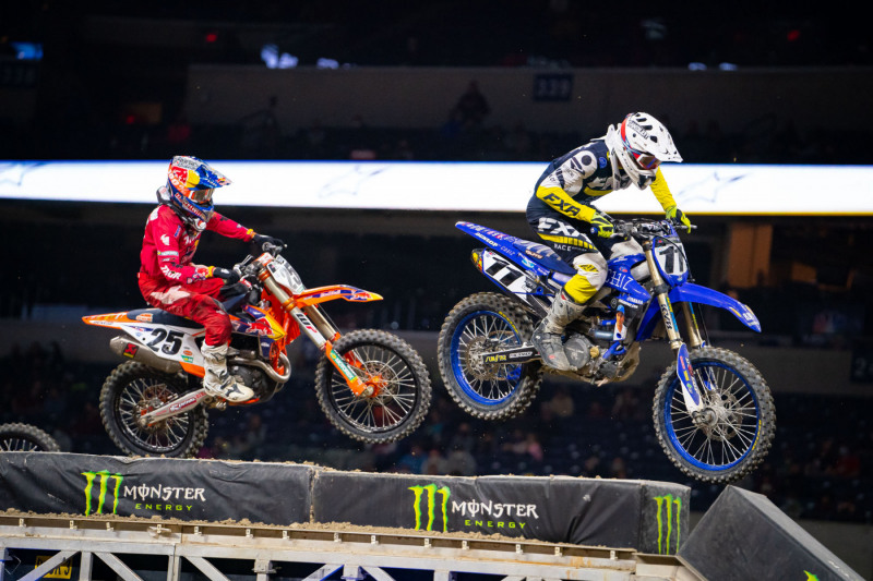 2021-INDIANAPOLIS-TWO-SUPERCROSS_450-Race-Report_0696