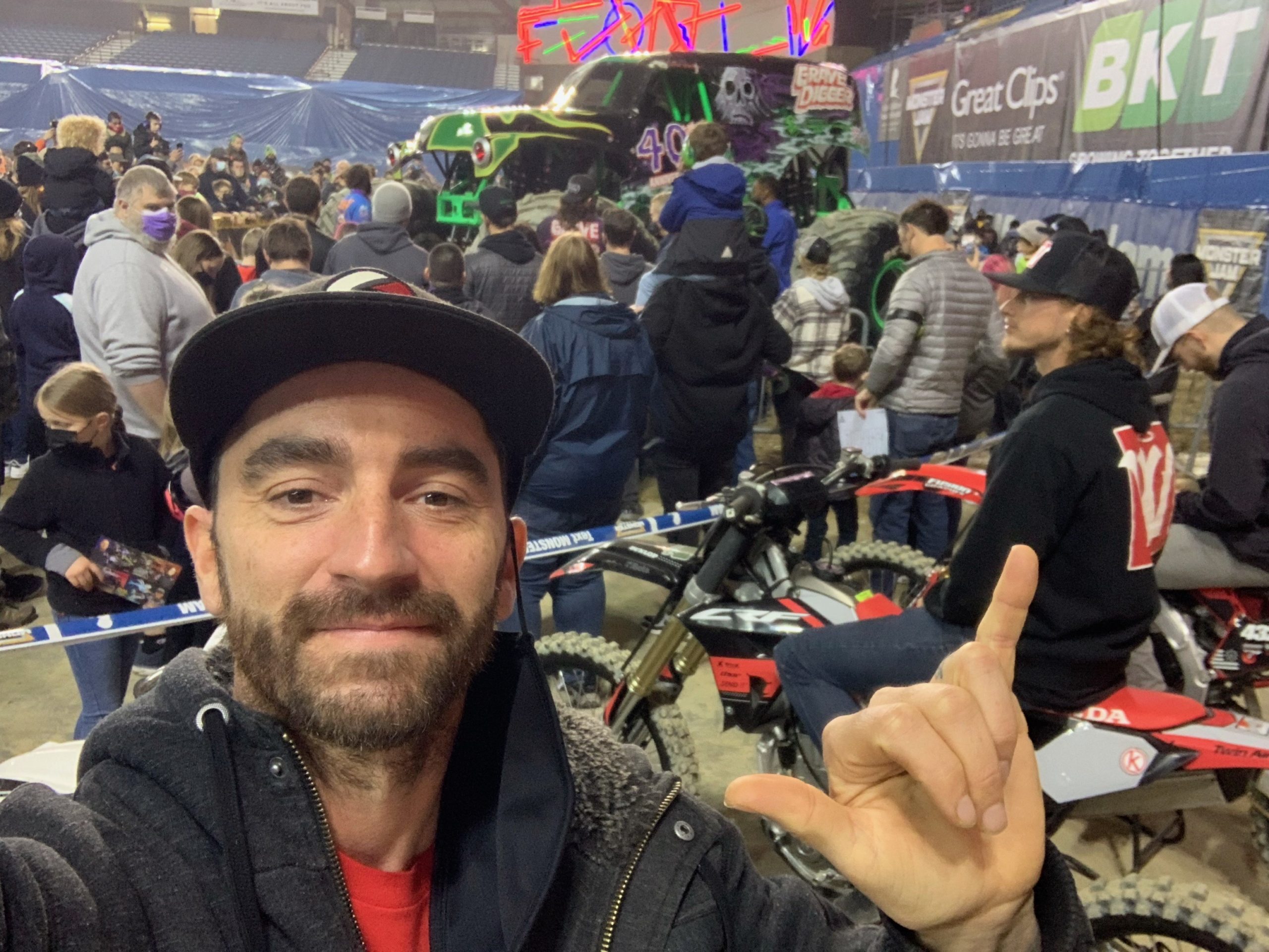 Yadum FMX!  Adam Jones Blog #2 - Swapmoto Live